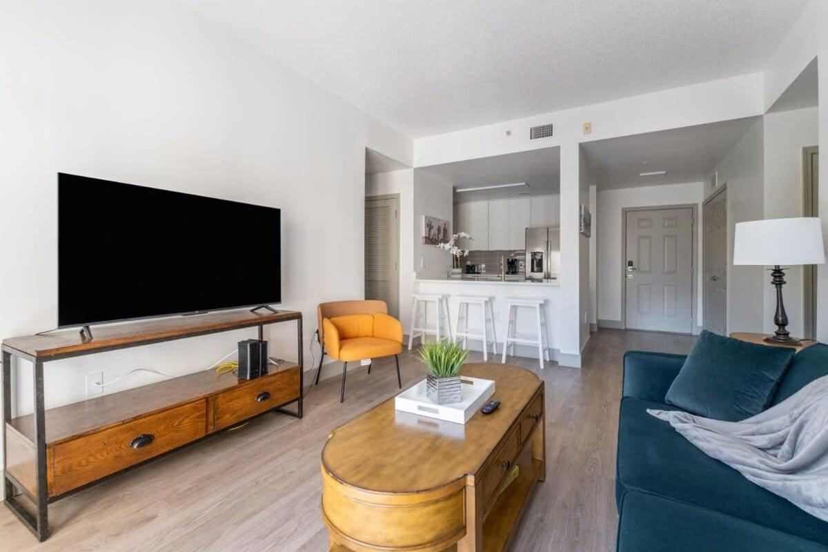 4b 2ba Luxury With Gym Apartamento